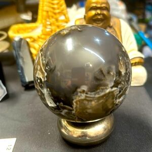 UV reactive volcano agate sphere 80 mm 720 g